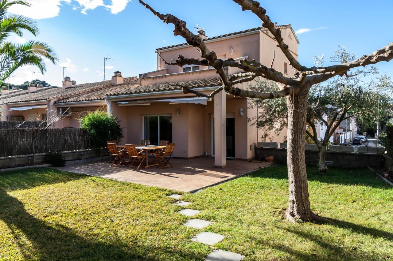 Casa Con Jardin-Wifi Free Villa L' Escala Luaran gambar